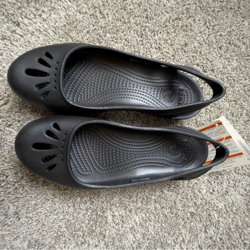 New Crocs Women's Malindi Size 10 Slip On Shoes black - Picture 4 of 4